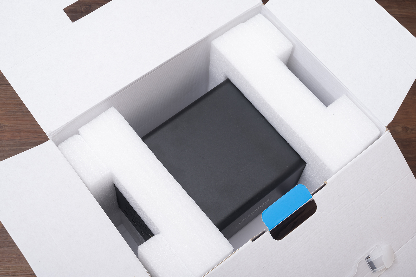 常用数据备份方式磁盘阵列,raid磁盘阵列到底哪个安全