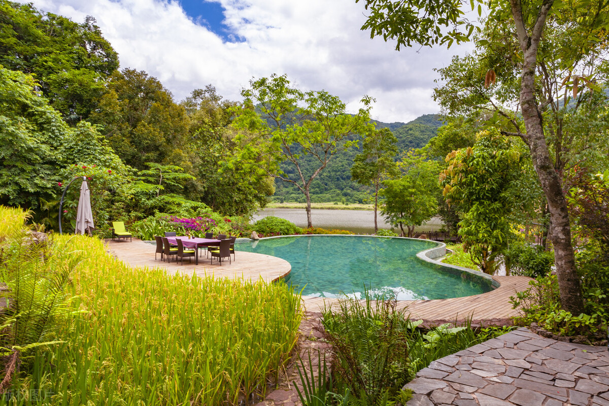 西双版纳和大理房价对比,西双版纳和海南的房价哪个好