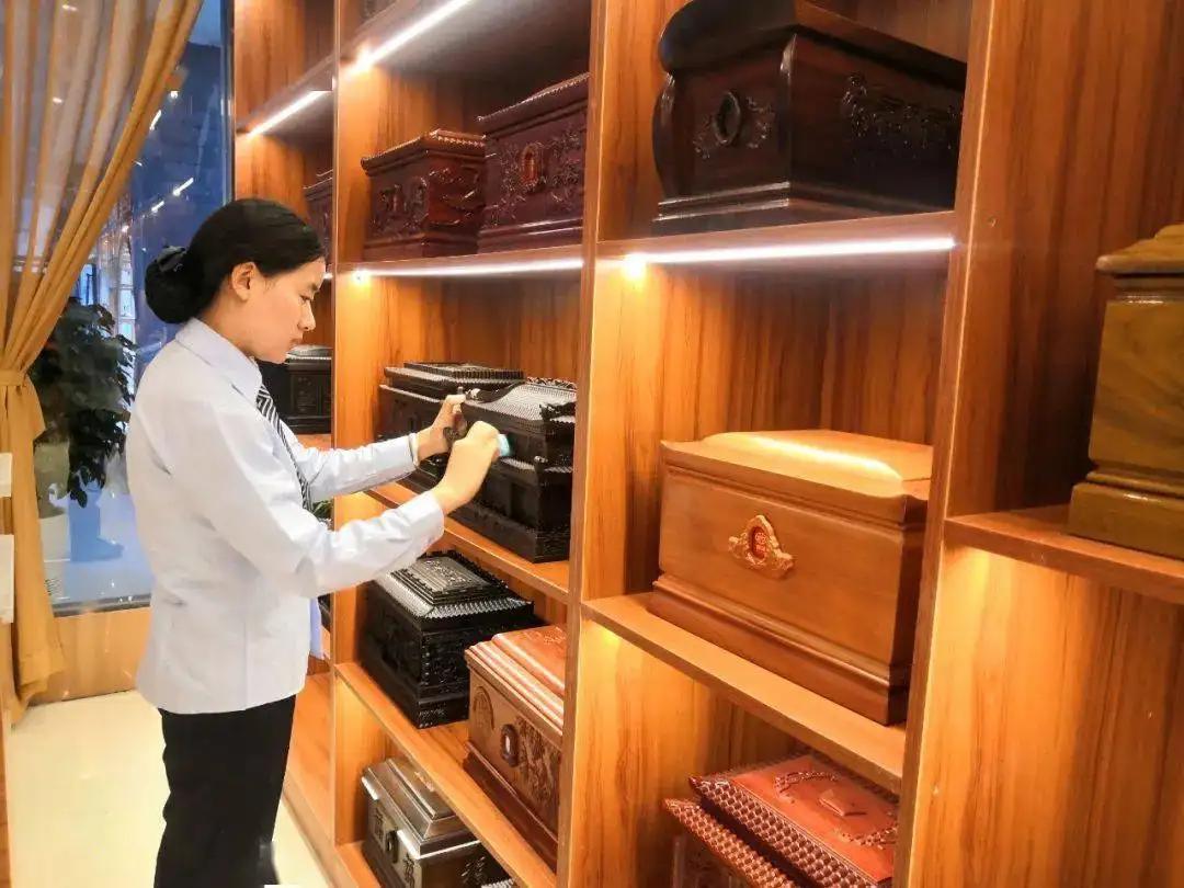 有哪些冷门但工资高的工作,有哪些冷门工作岗位