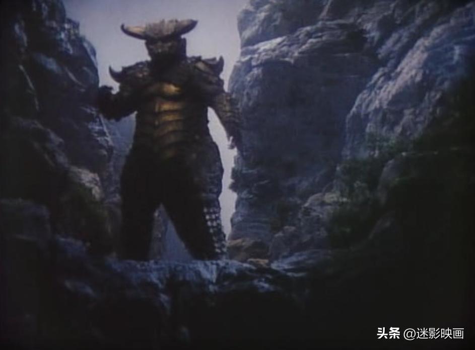 朝鲜硬核怪兽片：导演遭绑架，国家元首监制，故宫取景的另类神作