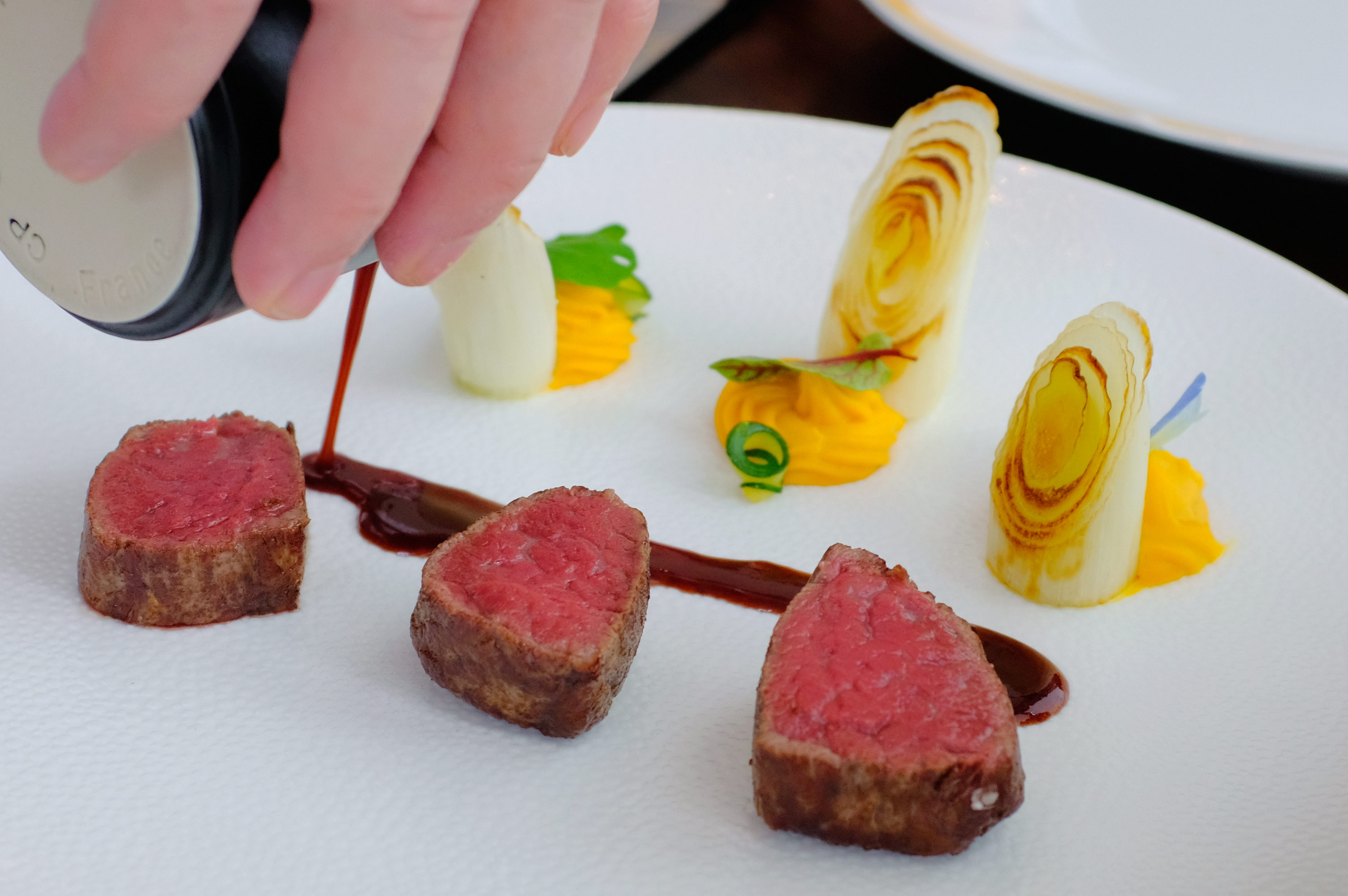 他帮她烧了一顿饭她便拥有了整个罗马