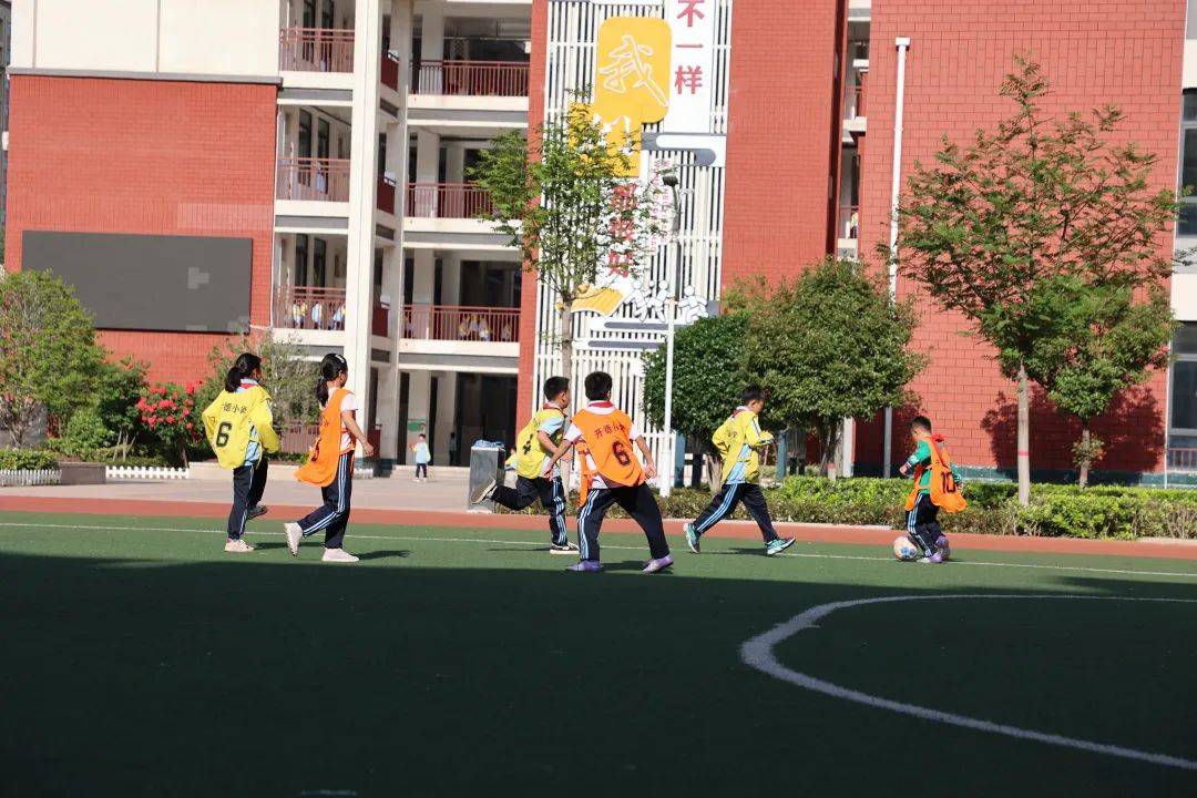 小学春季足球联赛开赛,濮阳市开德小学运动会