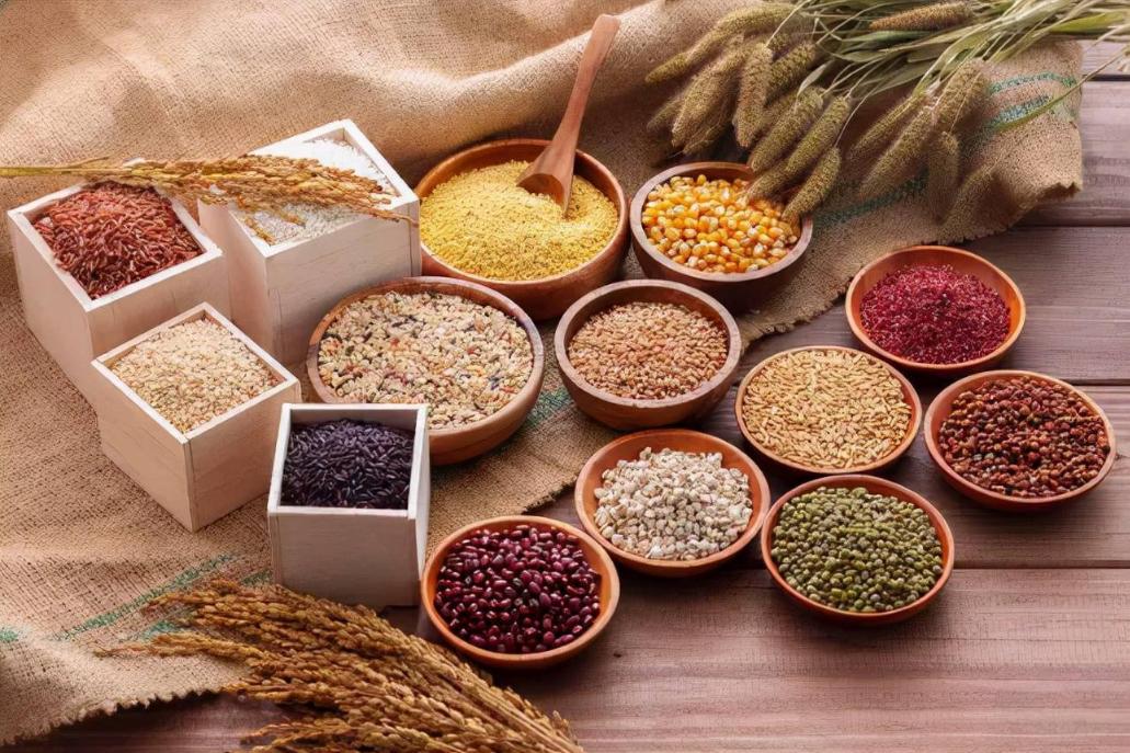 为什么网上卖的酒比较便宜,在网上买酒好还是实体店买比较好