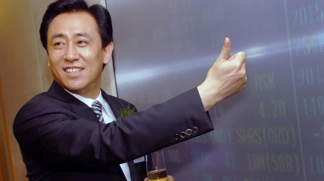 许家印能走出困境吗,许家印该从恒大出局吗