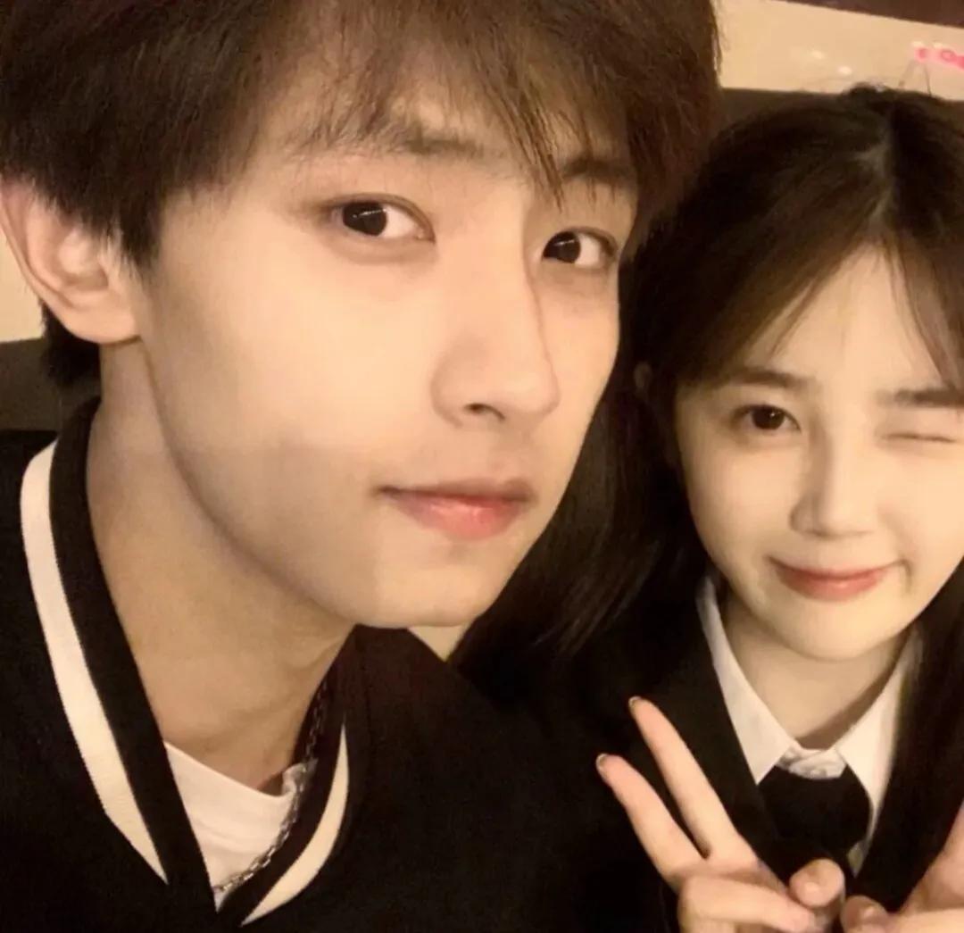 520创意文案图片,520浪漫文案黄金珠宝店