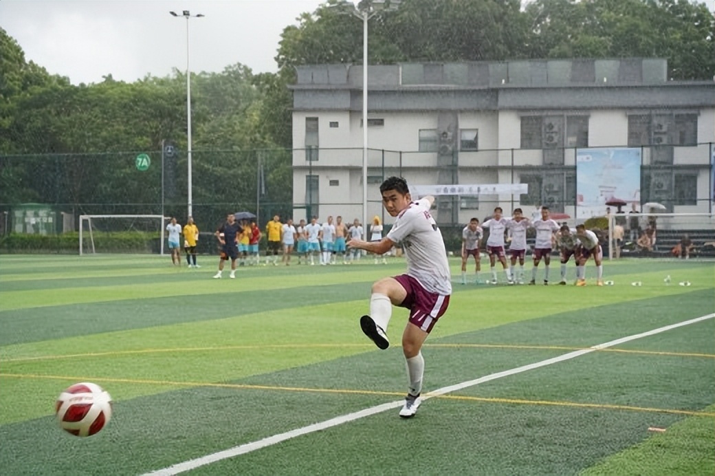 绿茵足球公益赛,师生篮球赛巅峰对决