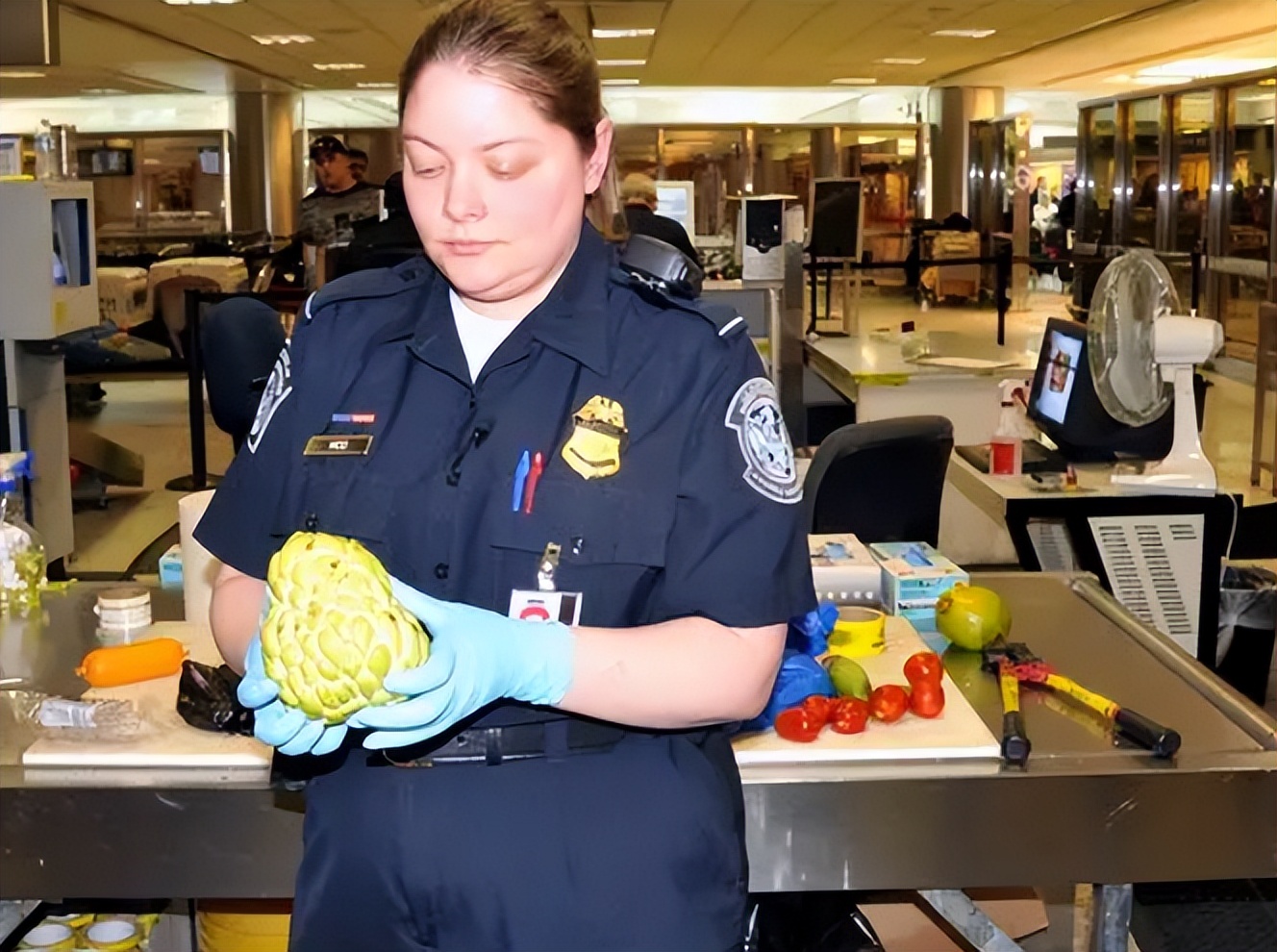 出国乘坐飞机可以带方便面吗,出国方便面可以随身携带吗