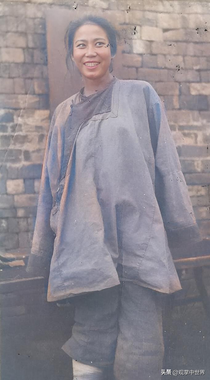 30张真实又罕见的老照片，阴毛假发工作者，我怀疑他用错地方了