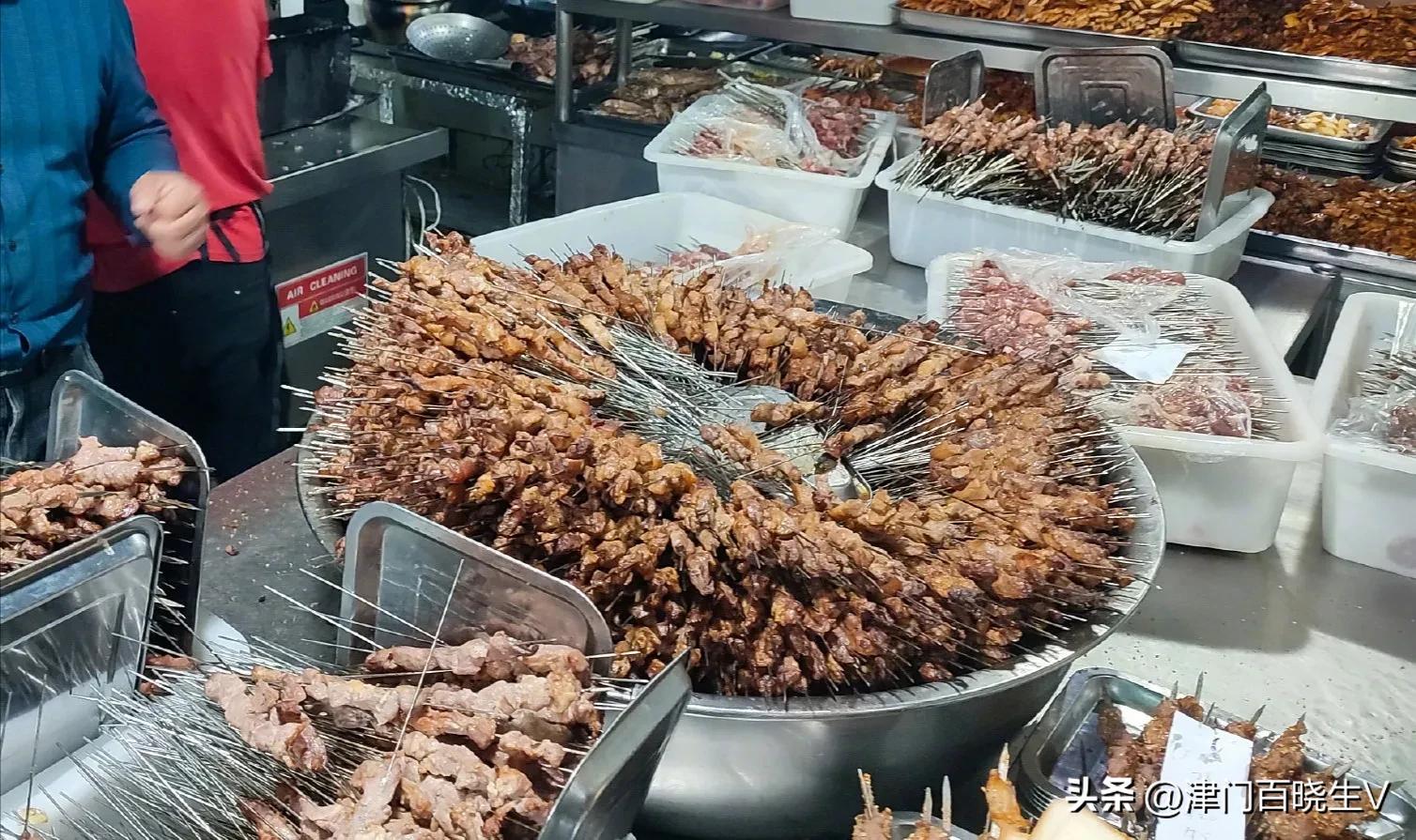 淄博烧烤火起来当地人民做了啥,深挖淄博烧烤背后的故事