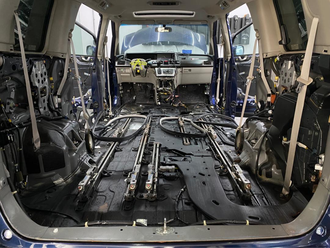 老款艾力绅全车翻新,老款艾力绅2.4大修