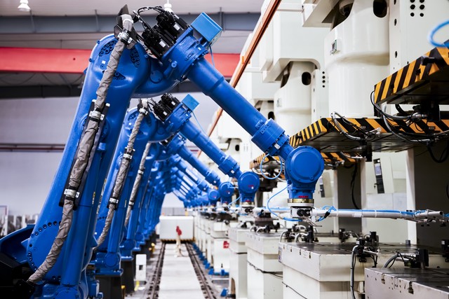 在深圳路边卖炒粉能赚多少钱,小伙三亚摆摊卖炒粉5天赚3500元