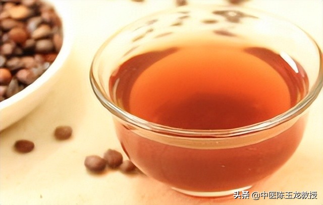 精神紧绷压力大睡不着？睡前一碗汤，养血安神，让你心放松甜入梦