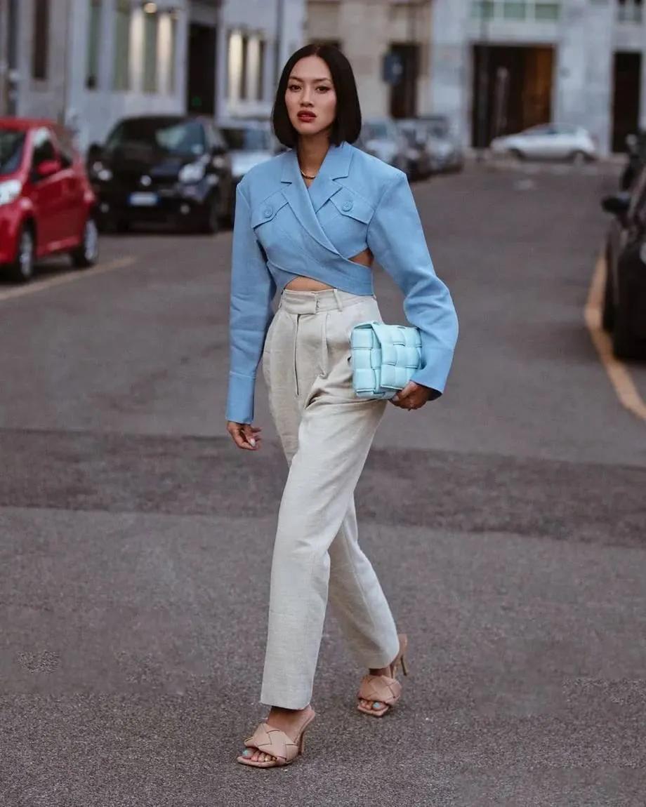 身高比较谦逊的女生应该怎样穿搭？现在告诉你