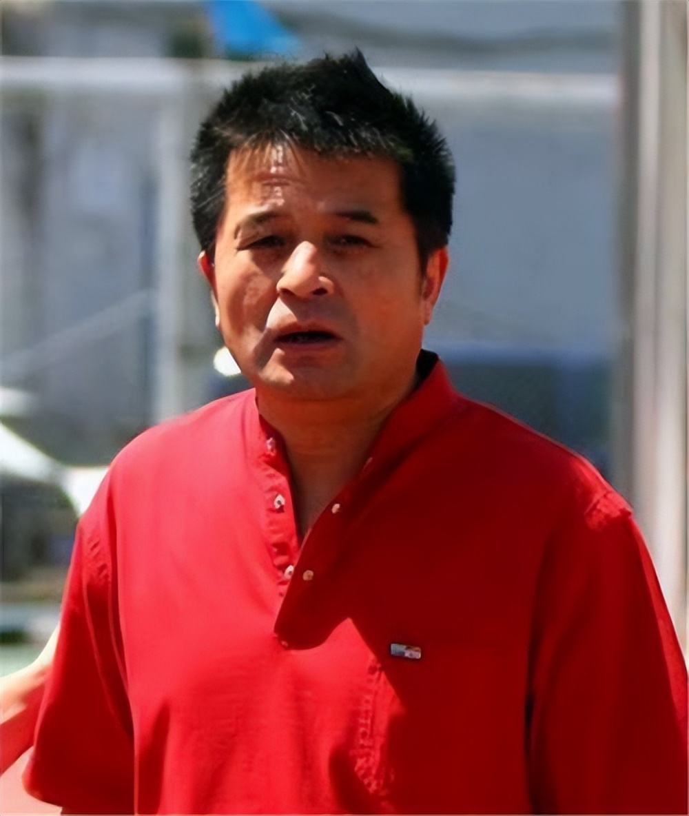 58岁毕福剑离开央视到哪了,离开央视毕福剑现在过得如何