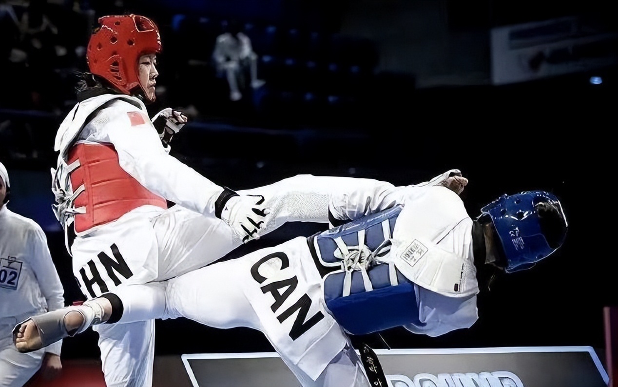 骆宗诗世锦赛夺冠,骆宗诗夺冠视频