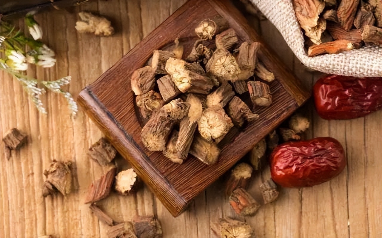 银屑病中医辨证论治根源,中药外用治银屑病研究进展