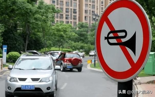 新手上路注意事项及违章技巧,新手开车要注意哪些行为容易违章