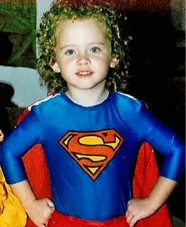 27岁美国男子意外生下一个小孩,世界首例男子成功怀孕