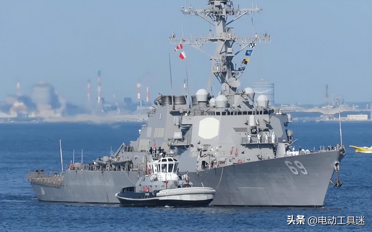美导弹驱逐舰又来碰瓷，过航台湾海峡，炒作意味浓厚，如何处置