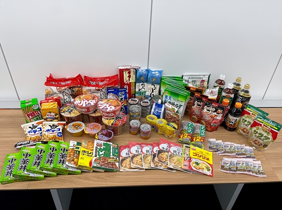 日本放开新冠防控后怎么样了,日本放开疫情管控后果怎样了