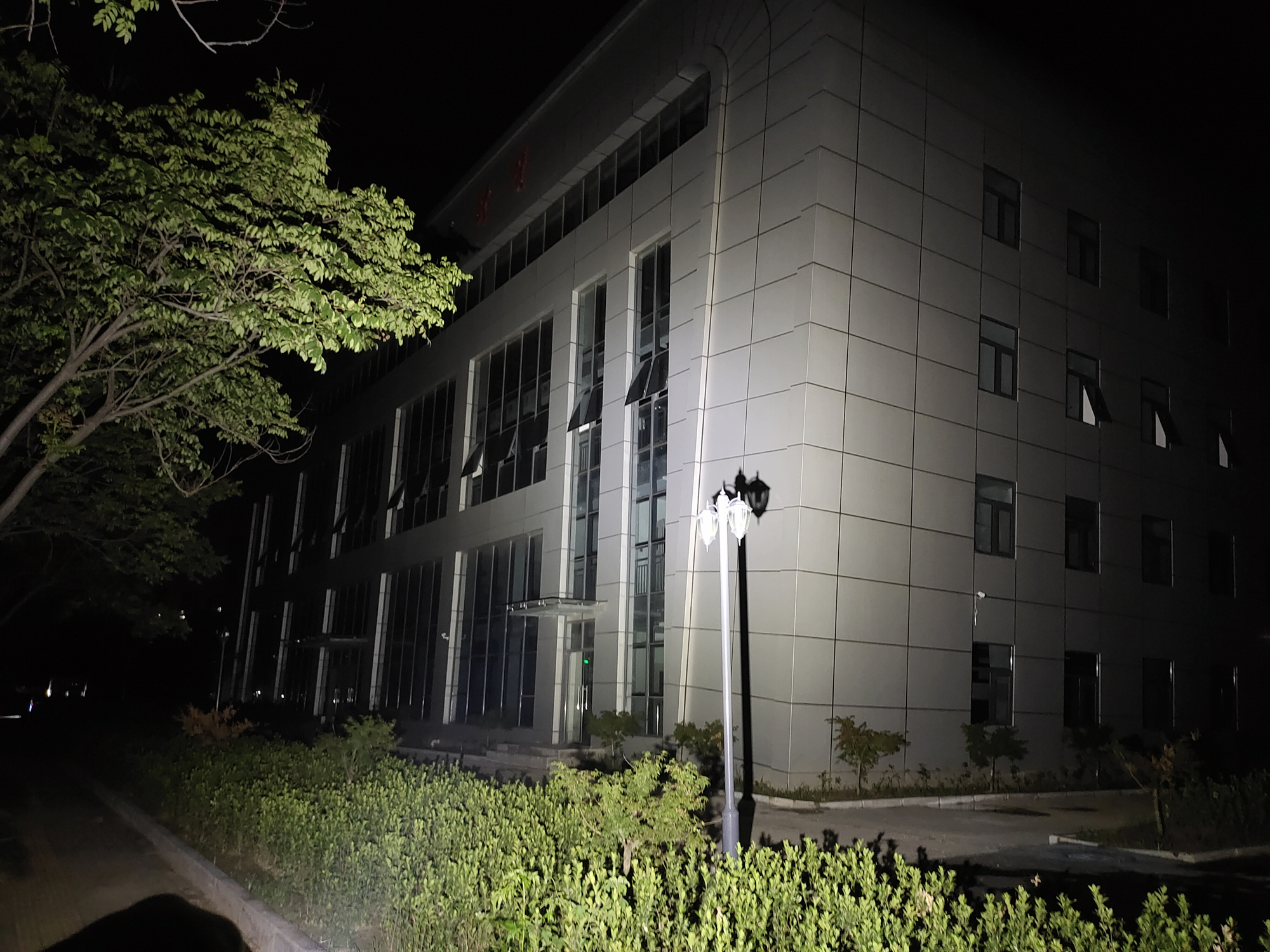 sofirn索菲恩手电直播,索菲恩sf06手电测评续航