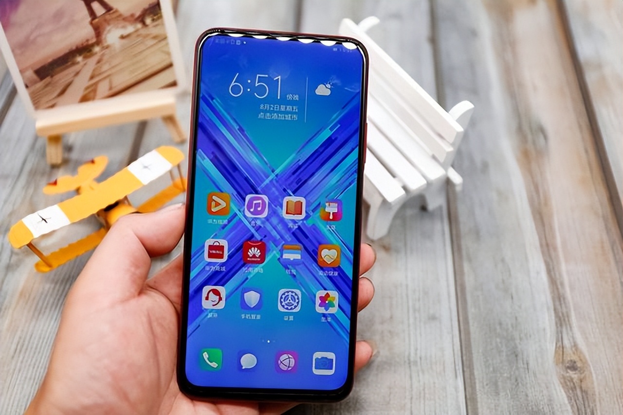 目前2000-3000游戏手机推荐,1500-2000以内最强游戏手机推荐