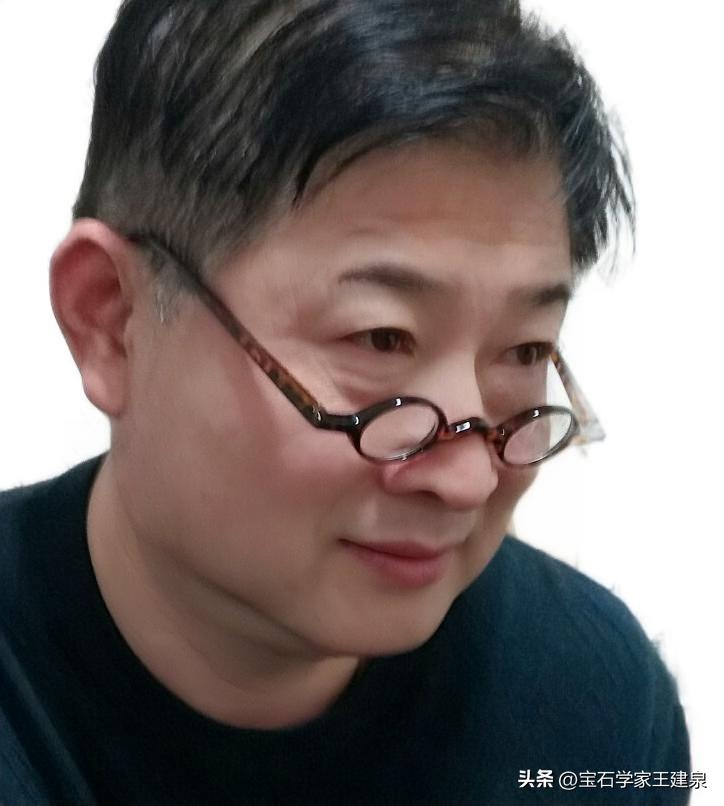 岫玉的鉴定方法和鉴别技巧,如何辨别岫玉的纹和裂