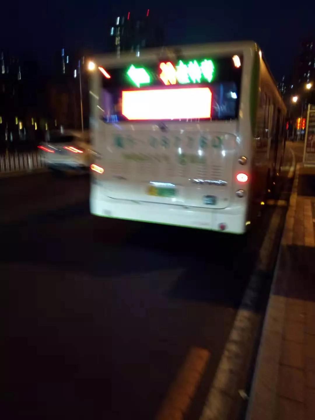 保定出租车女司机,保定女公交司机