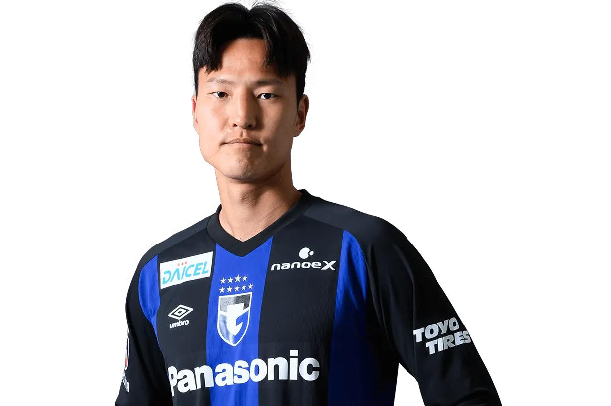 鍔犵洘杩囨亽澶х殑闊╁浗鐞冨憳鏈夊摢浜涗汉,鏈変汉閿掗摏鍏ョ嫳