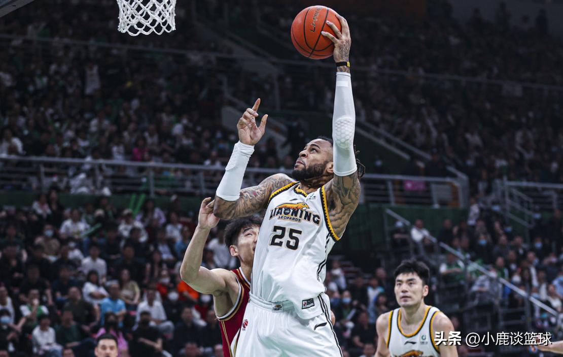 正式续约!辽宁男篮功勋外援签下大合同,帮助杨鸣全力冲击三连冠