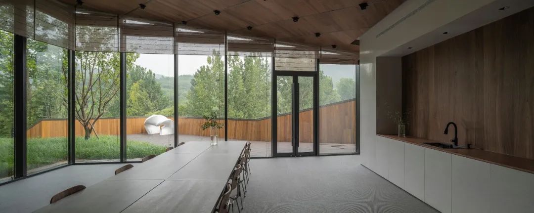 农村自建石头房,农村深山石头房