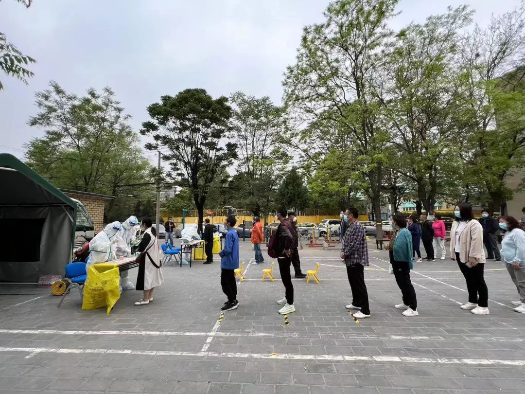 疫情防控志愿者核酸检测,众志成城核酸检测医疗队紧急驰援