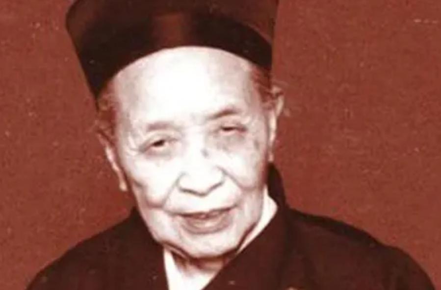 武当山百岁道姑李诚玉传授邵逸夫,邵逸夫的师傅道姑