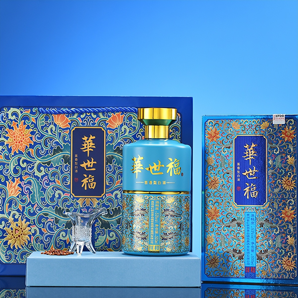 朋友叔叔花45元收9个酒瓶，转天卖到天价！而专家却说：亏大了！