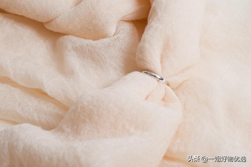 羊绒围巾排行第一,羊绒围巾十大品牌2022