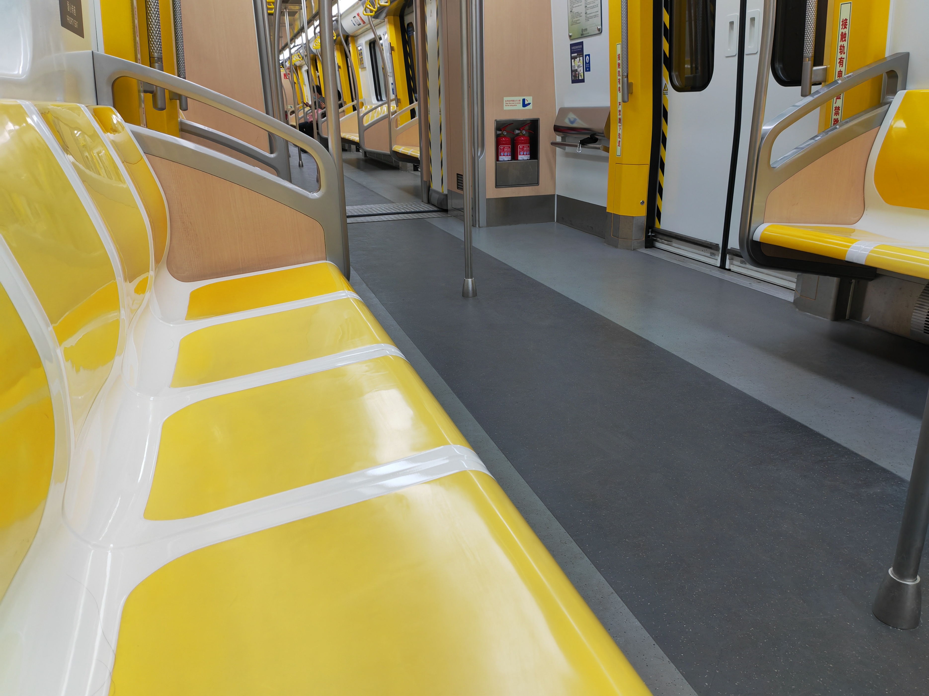 求写人生很辛苦的的现代七言绝句,打工者励志的七言律诗