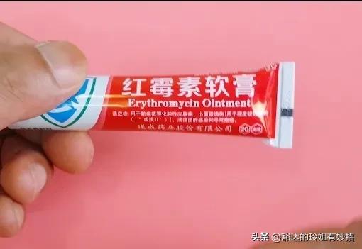 电饭煲加热底盘怎么清理污垢,电饭煲内胆底部的污垢怎么去除