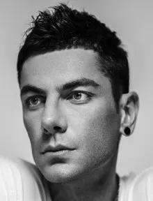 克罗地亚狂想曲马克西姆成名之作,克罗地亚狂想曲马克西姆三部曲