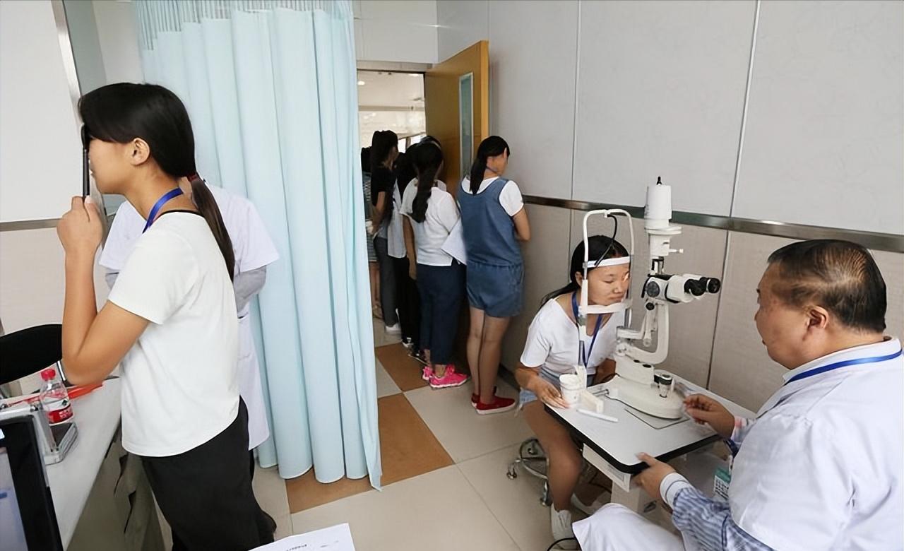 女生当兵的最佳时间和方式,女生当兵下半年需要什么条件