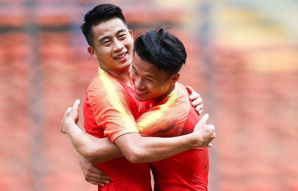 97鍥借冻鍥涘皬澶╅箙,97鍥借冻涓诲姏