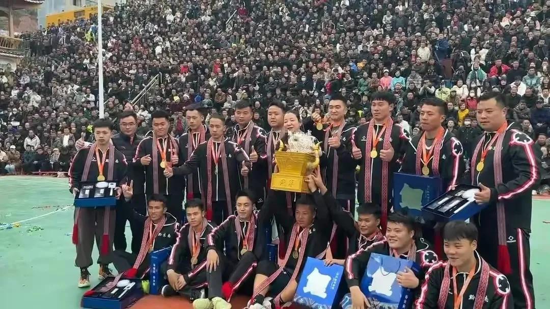 被这首助力神曲*脑洗**了（足球飞翔）贵州篮球足球助力神曲