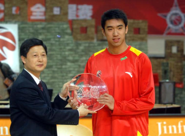 上海历史上的十大篮球明星,来自广东本土的十大篮球手