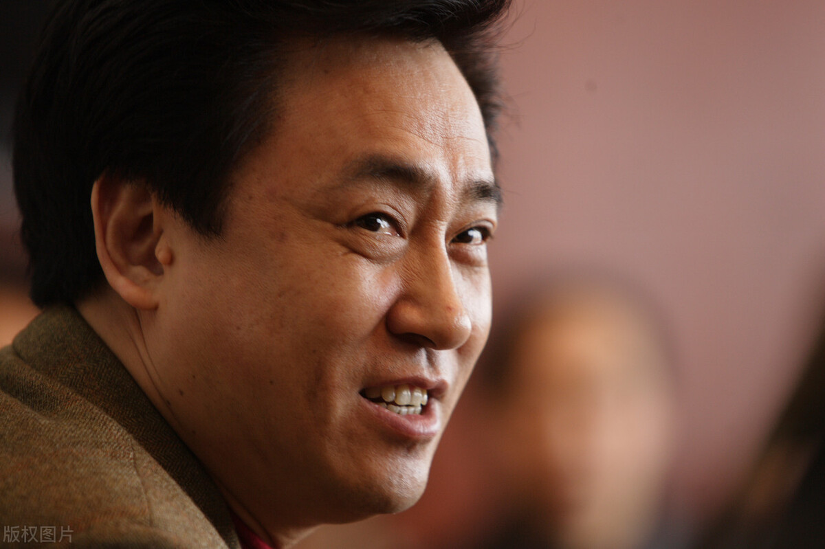 曹德旺如何看待许家印事件,曹德旺批评许家印全视频