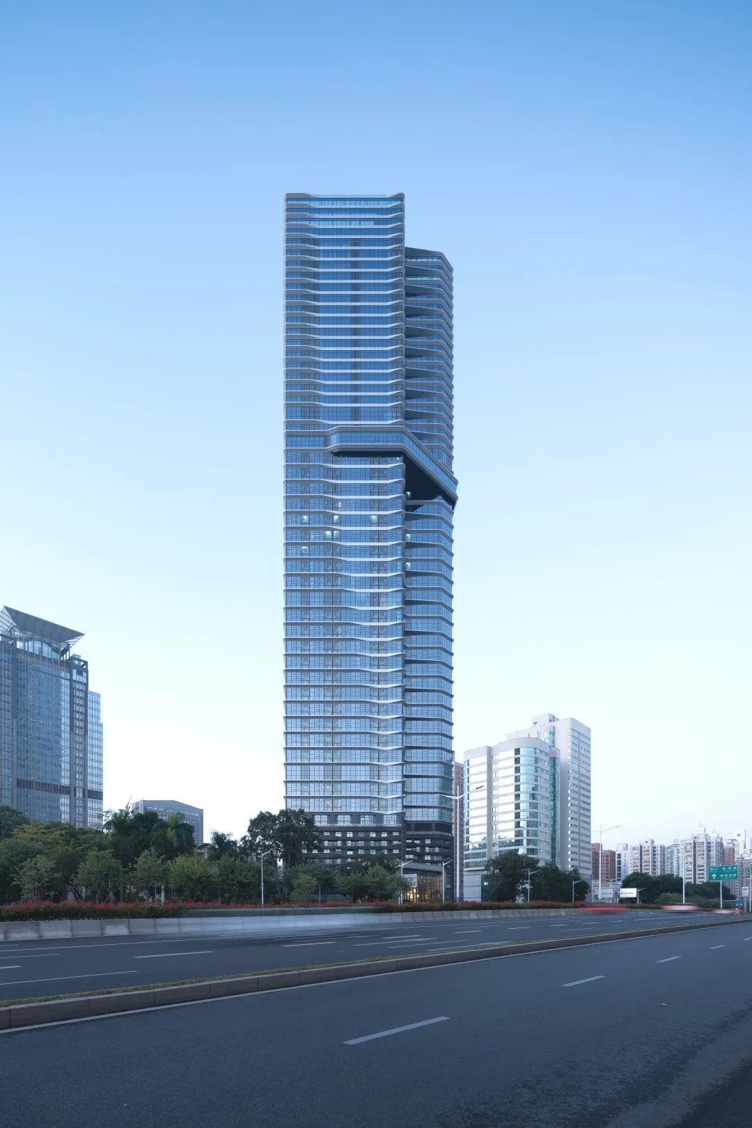 深圳紫元元：200米天际的曼妙舞者/华森设计