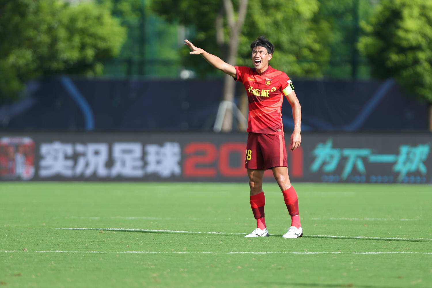 国足未来最有潜力的前锋,国足目前最有潜力右后卫