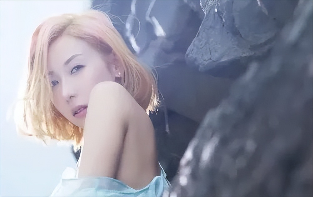 早上37度2正常吗,早上36度晚上37度2