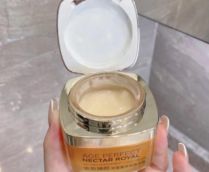 40多岁欧莱雅哪款适合自己,四五十岁的买面霜用什么牌子最好