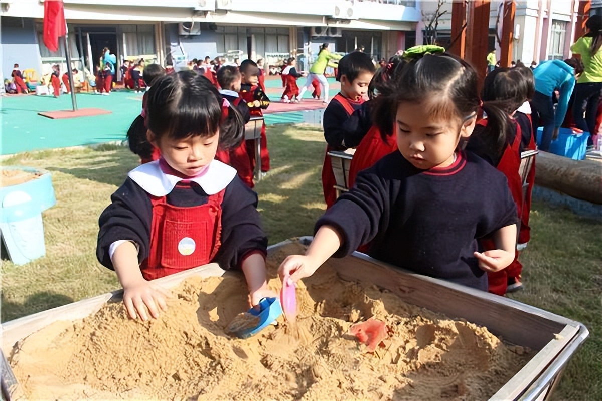 如何解决幼儿园新生入园焦虑,上幼儿园如何缓解孩子入园焦虑