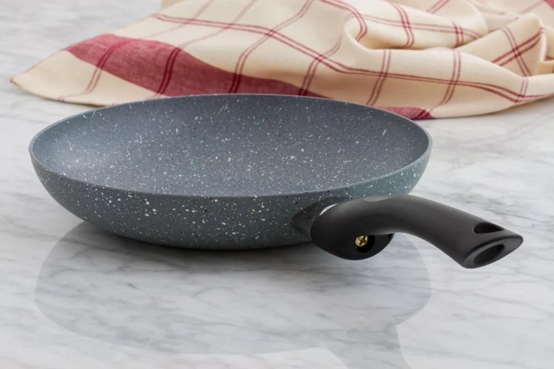 无涂层不粘锅第一次用需要开锅吗,不粘锅需要开锅吗