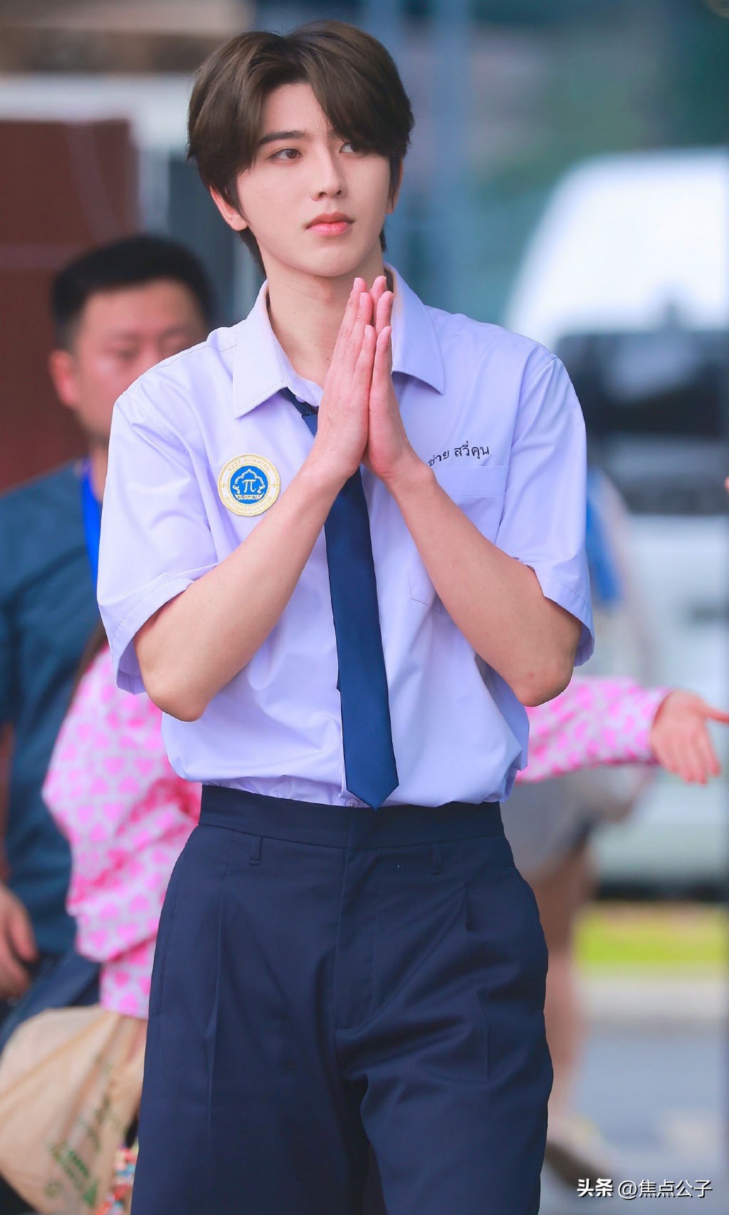 跑男杨颖蔡徐坤同台,跑男现场蔡徐坤杨颖